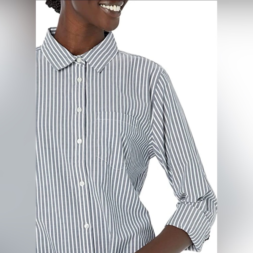 Classic-Fit Long-Sleeve Button-Down Poplin Shirt